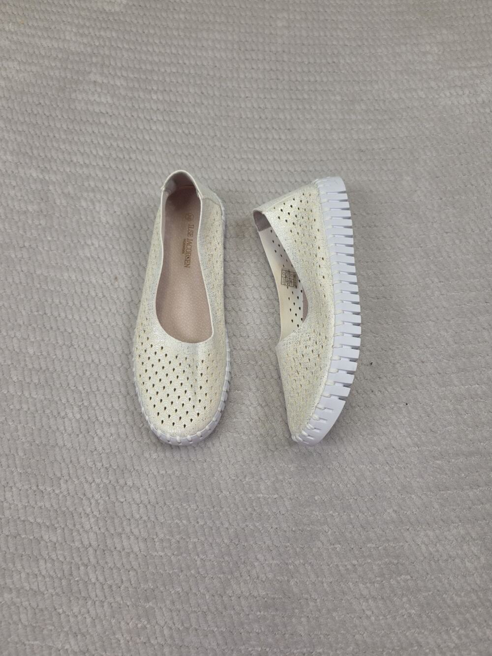 Ilse Jacobsen Shoes Womens Size 38 US 7.5 - 8 Tulip White Ballet Slip-On Flats